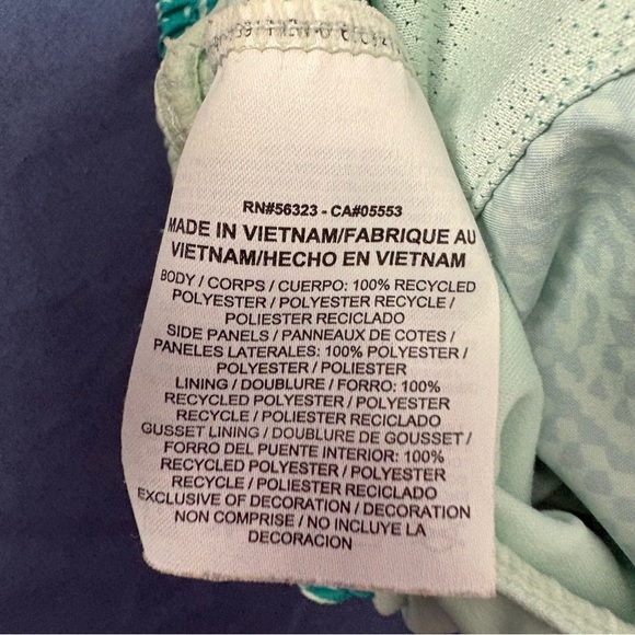 Nike Dri Fit Shorts kids Large - Picture 9 of 10